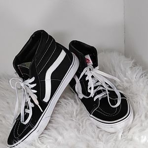 Vans "off the wall" black and white size: 10.5